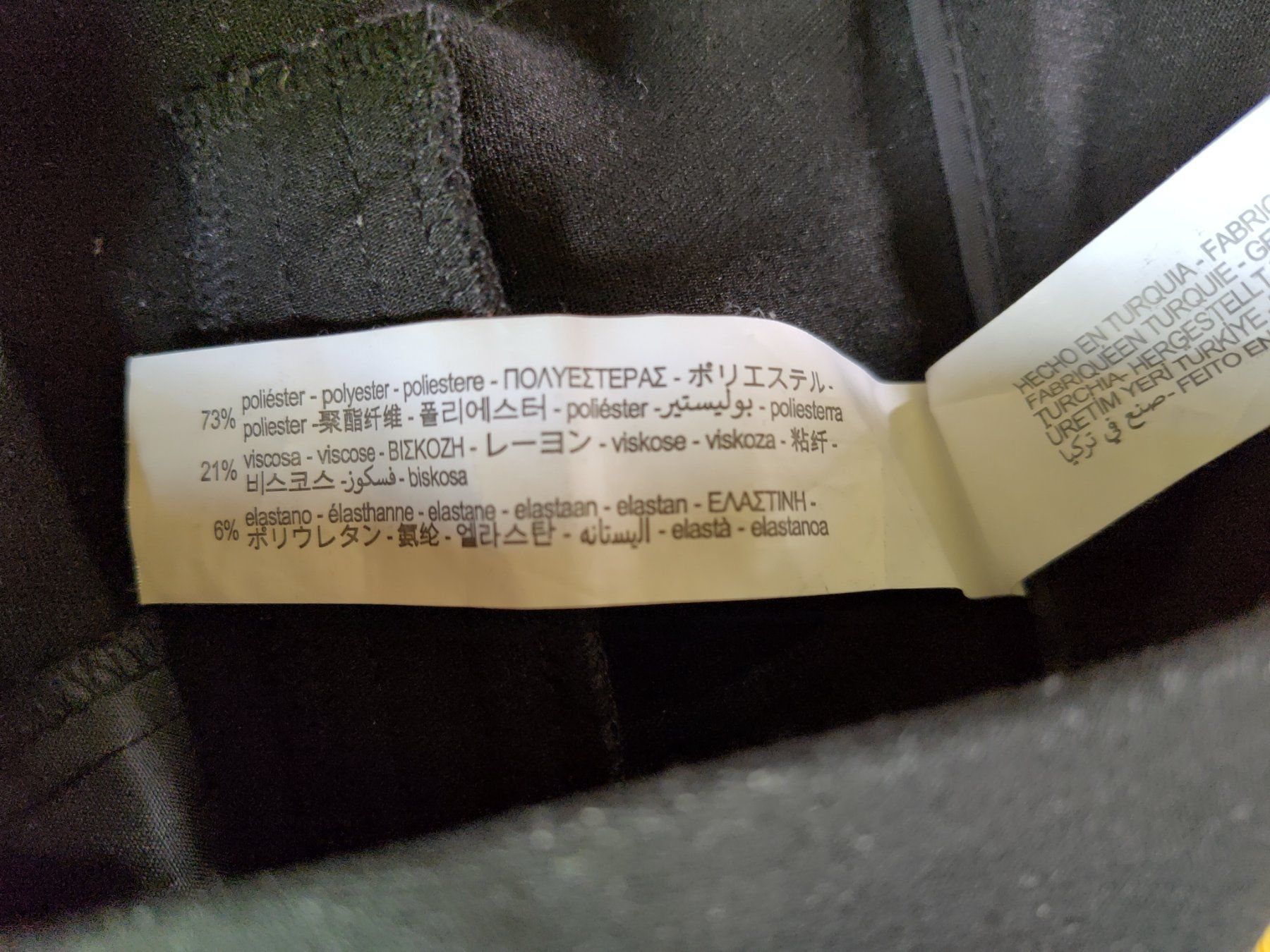 Zara Pantaloni: Hose – Usato da Bern venduto da Linii 4