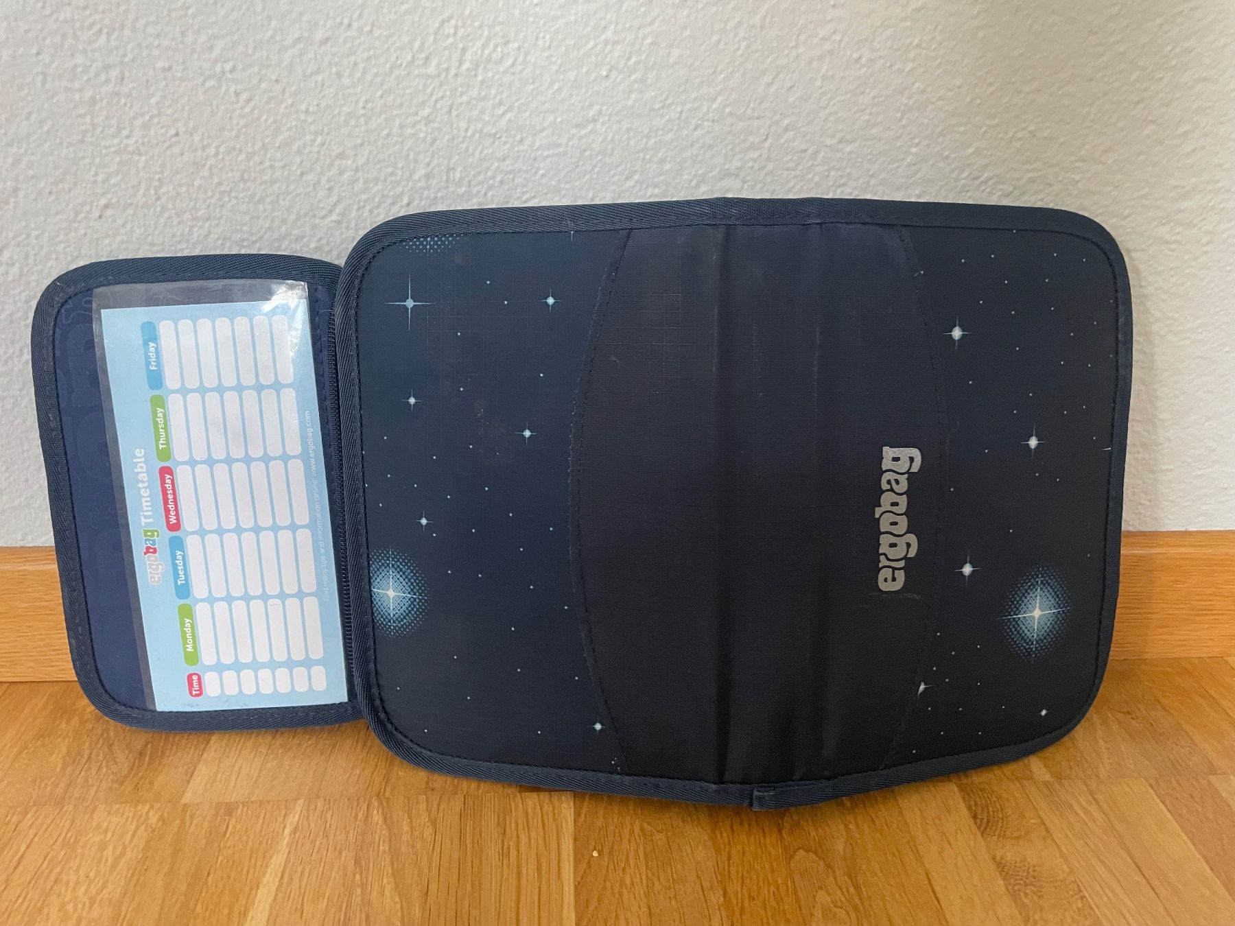 Ergobag Kindertaschen: Ergobag Set Cubo Light – Gebraucht aus Wiesendangen von Blupics 8