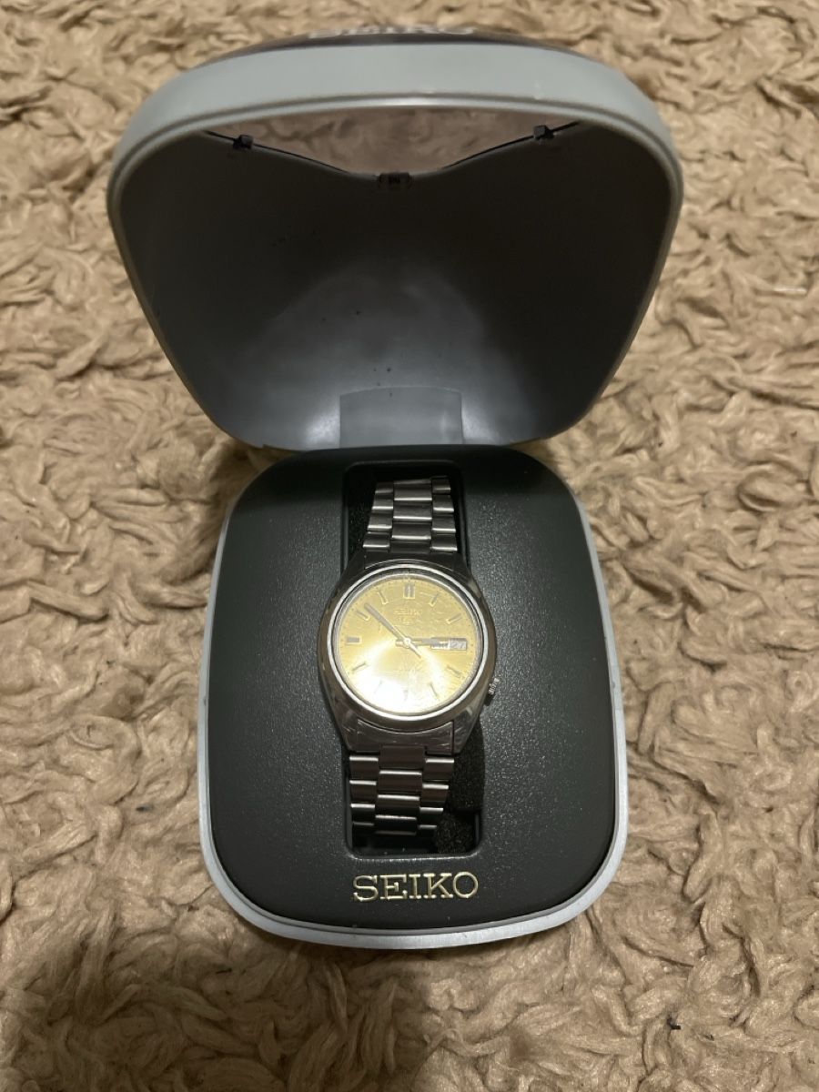 Seiko Orologi: Seiko 5 Automatikuhr mit Datum & Originalbox – Usato da Unterkulm venduto da AnoliOccasion