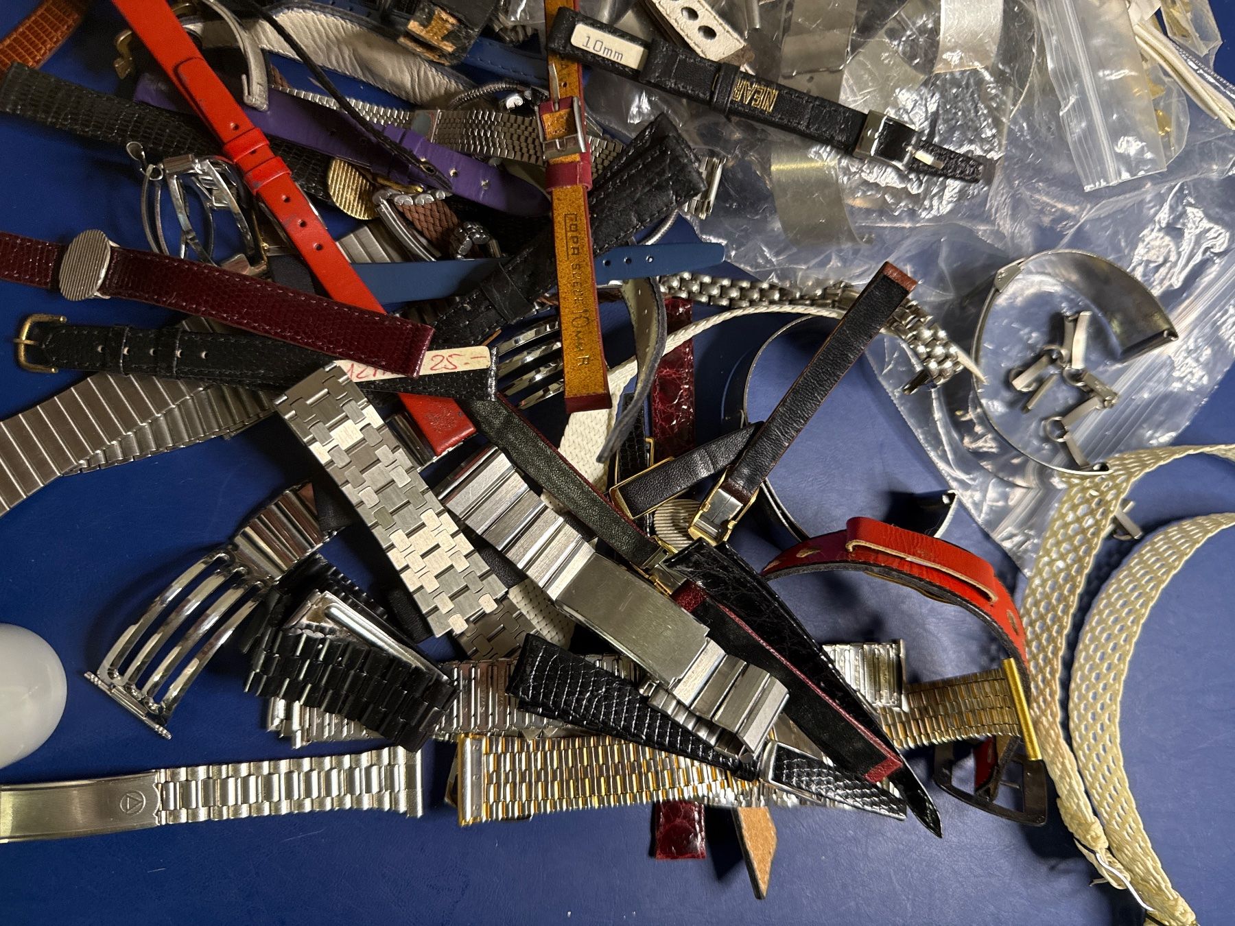 Bracciali & Braccialetti: Vintage Uhrenbänder – Usato da Pfeffingen venduto da Allhandelklgwatches 3