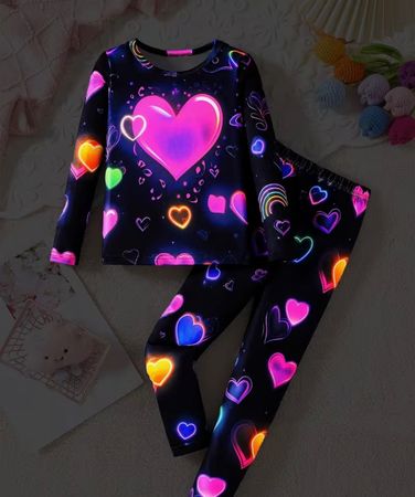 Pyjama-Set-Herz-Mädchentraum-Nachtleuchtend-Grösse 98/104