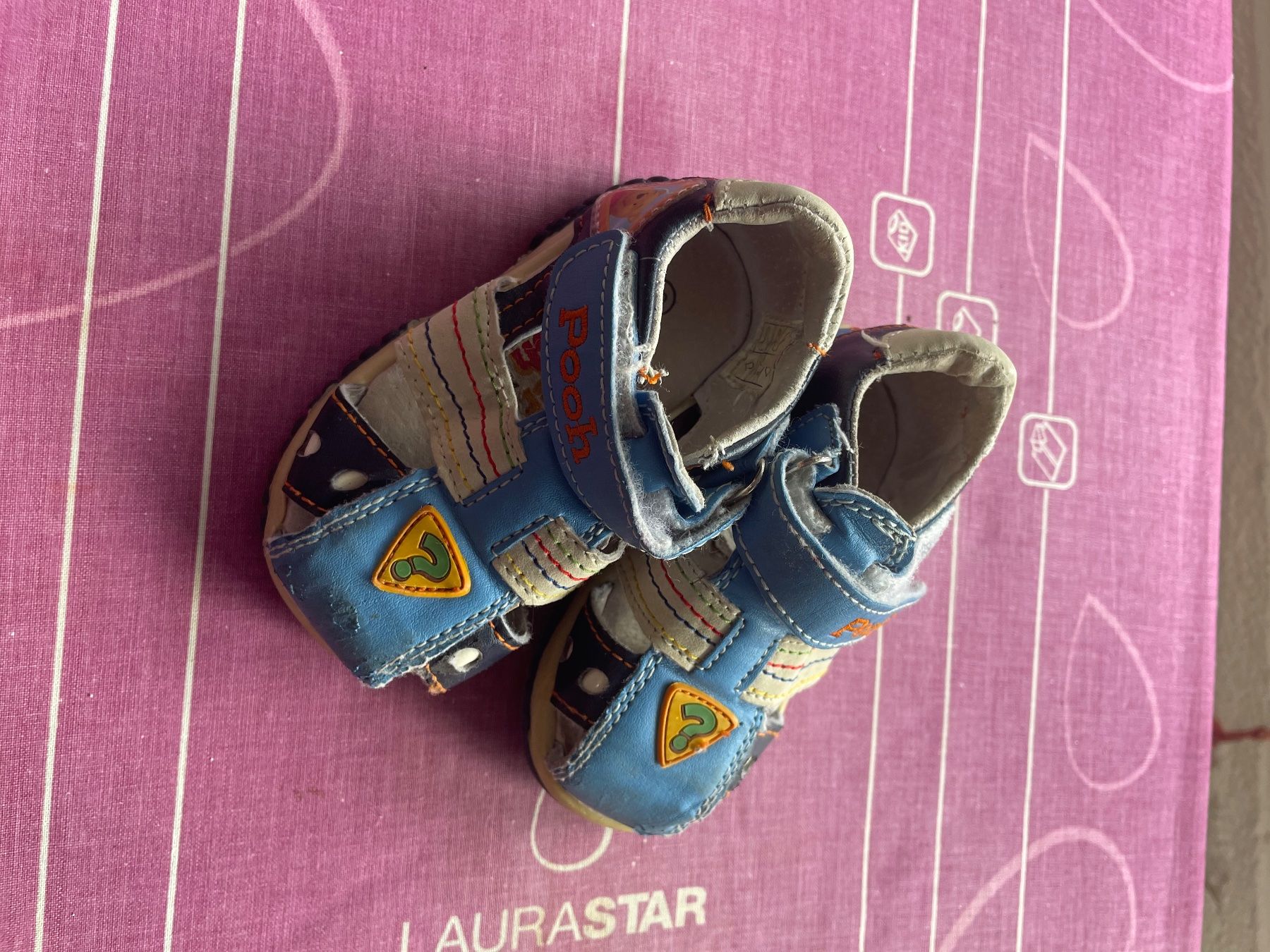 Chaussures garçon: Chaussures garçon lot1 – D'occasion à Les Geneveys-sur-Coffrane par pipocas2009 2