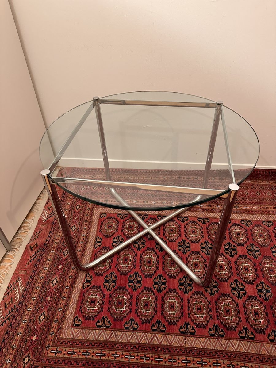 Tavoli: KNOLL Studio MR COUCHTISCH Mies van der Rohe – Usato da Tafers venduto da fredcardo 1