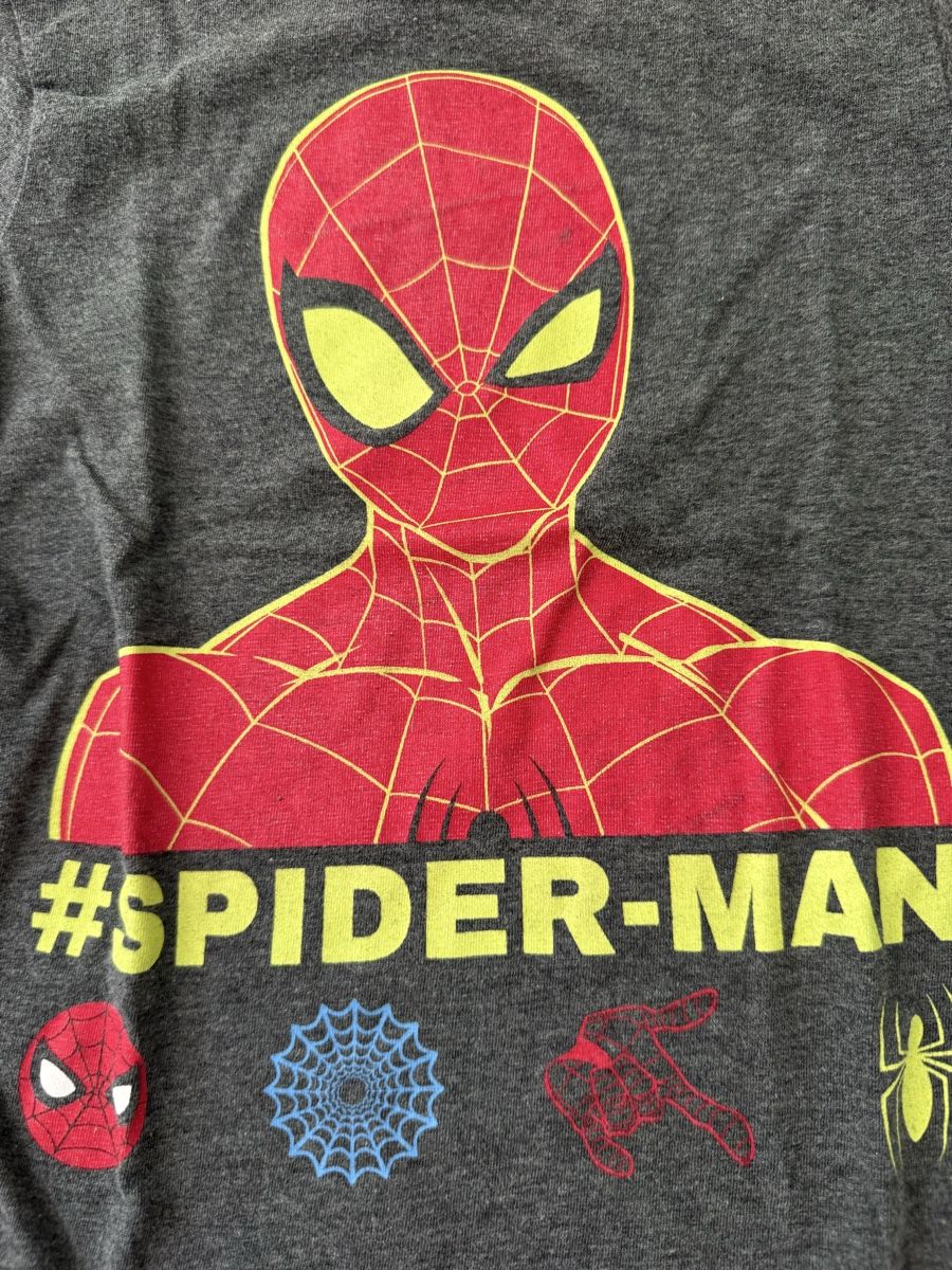 Pyjamas & Ähnliches: Spiderman Pyjamas Set 4 years – Gebraucht aus Bülach von dan_7scp 2