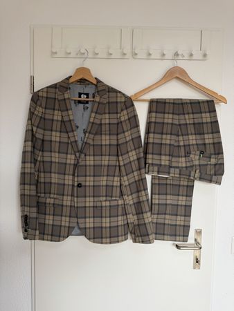 Anzug Twisted Tailor kariert braun Grösse 48