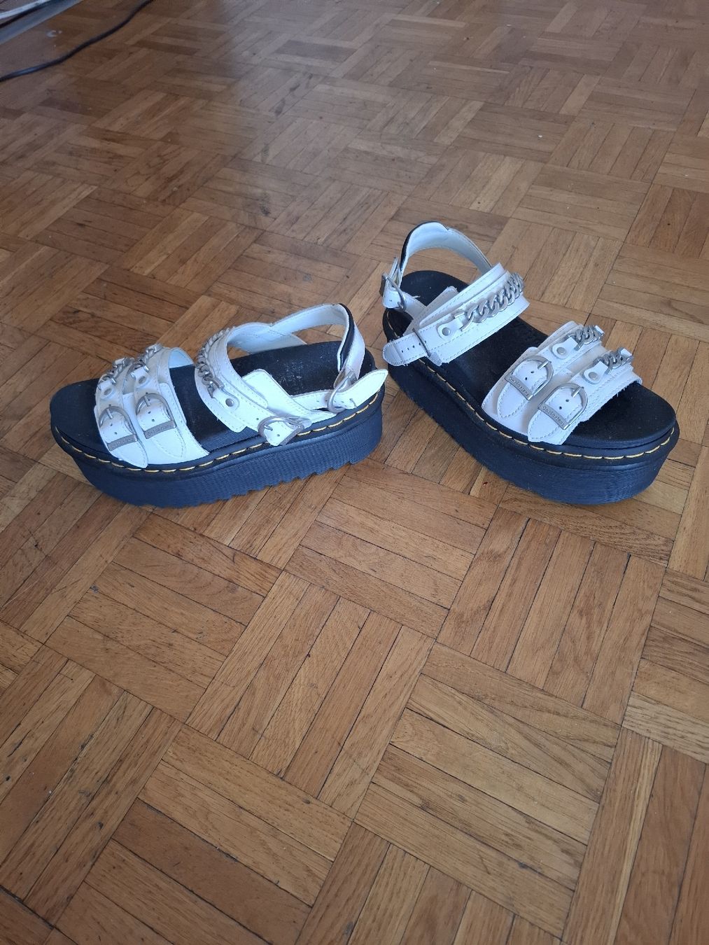 Dr. Martens Damenschuhe: doc martens – Neu (gemäss Beschreibung) aus Lausanne von bor_8hjp