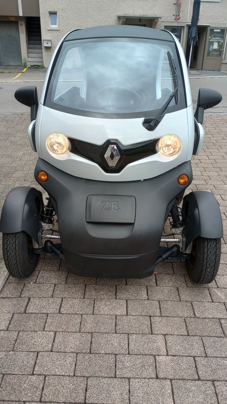 Renault Autos: Renault Twizy 80 Urban – D'occasion à Niederurnen par hexy01 6