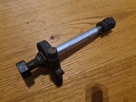 Vorderrad Achse mit Tacho Huret