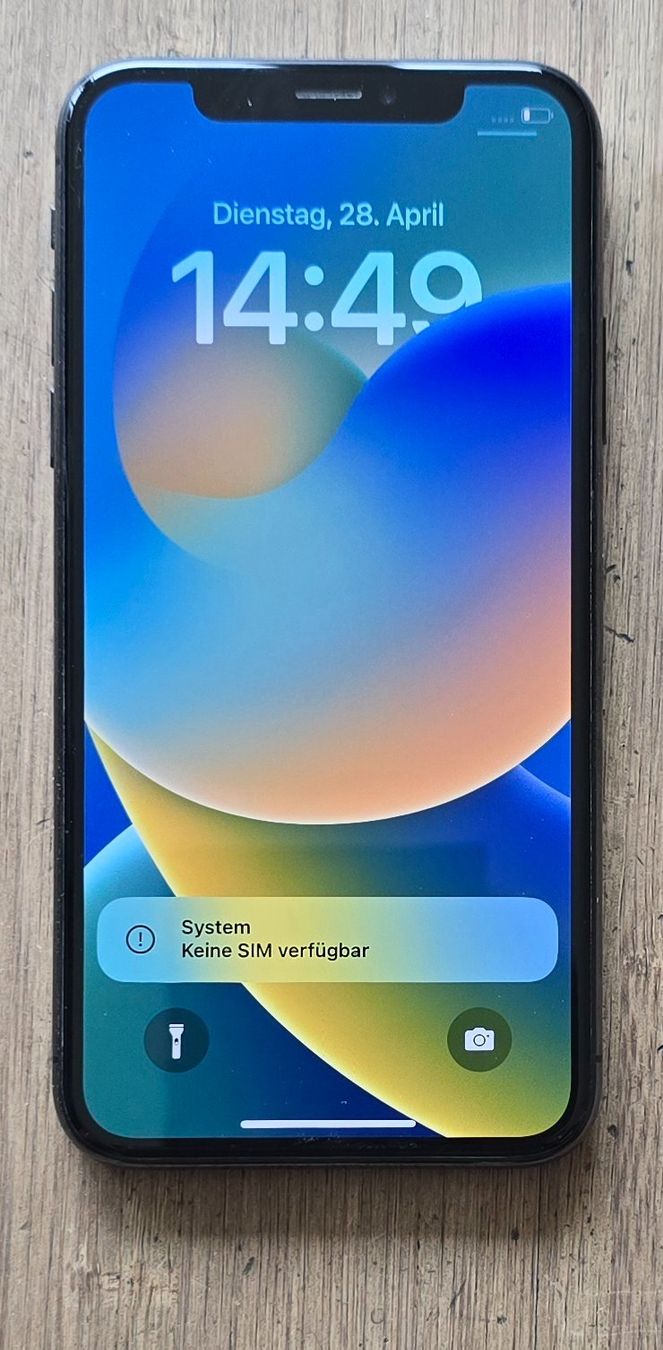 Apple Telefoni cellulari / Smartphones: iPhone X 64 GB  5,8'' Display schwarz – Usato da Thalwil venduto da Kja69 1