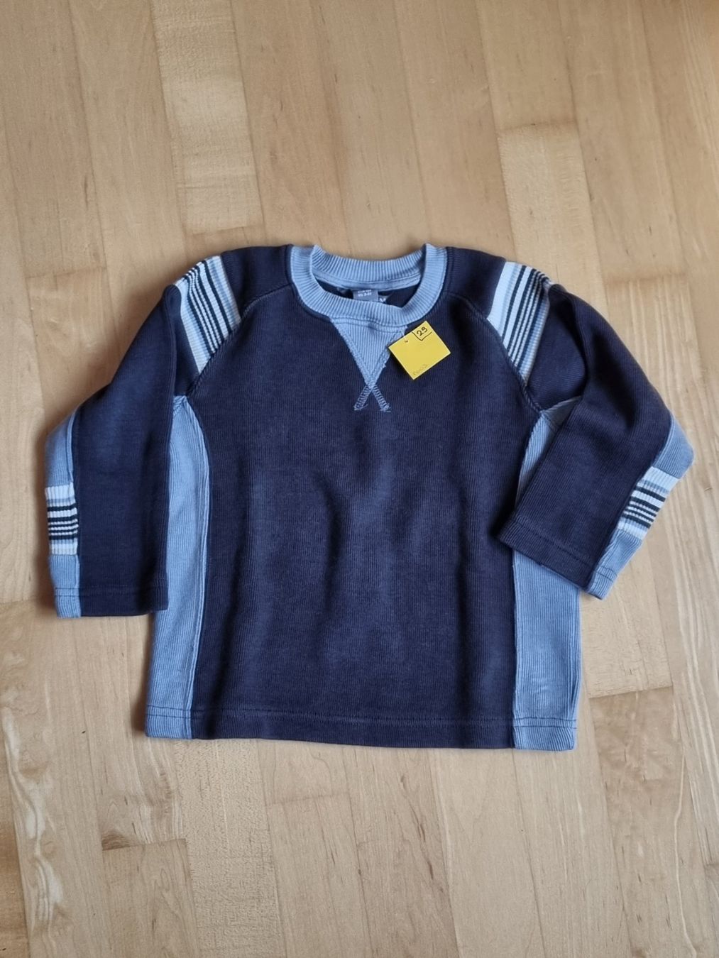 Lotti & Set di vestiti: Pullover 5 Stk., Gr. 104 (P001-P005) – Usato da Schmitten FR venduto da giba11 2