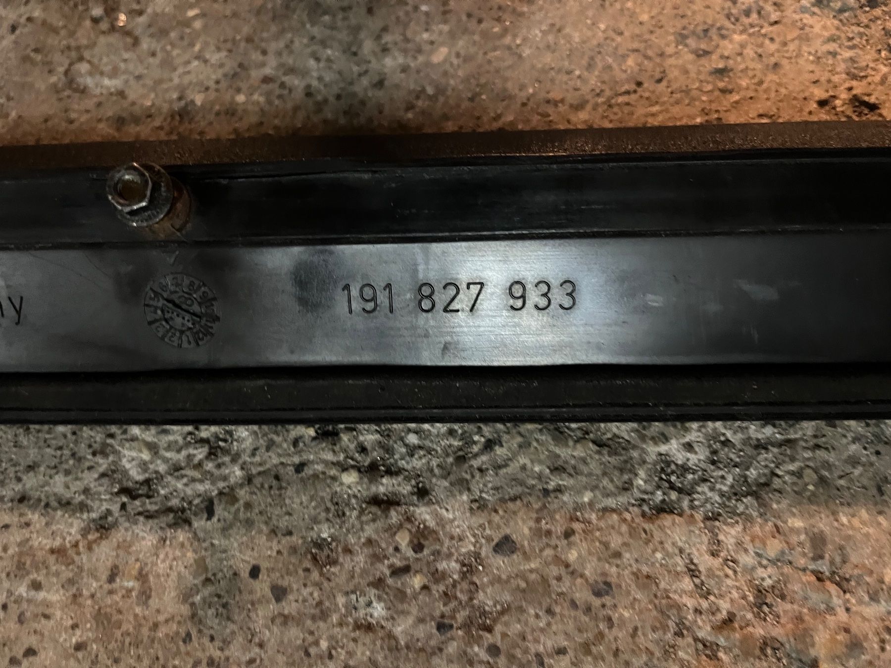 VW Tutti i ricambio: Golf 2 GTI Heckspoiler – Usato da Lichtensteig venduto da Daniel_212884 2