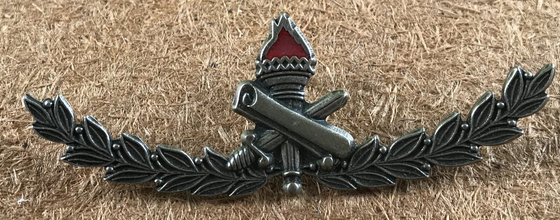 Placchette & Badge: PIN RARITÄT – Usato da Ostermundigen venduto da wini63