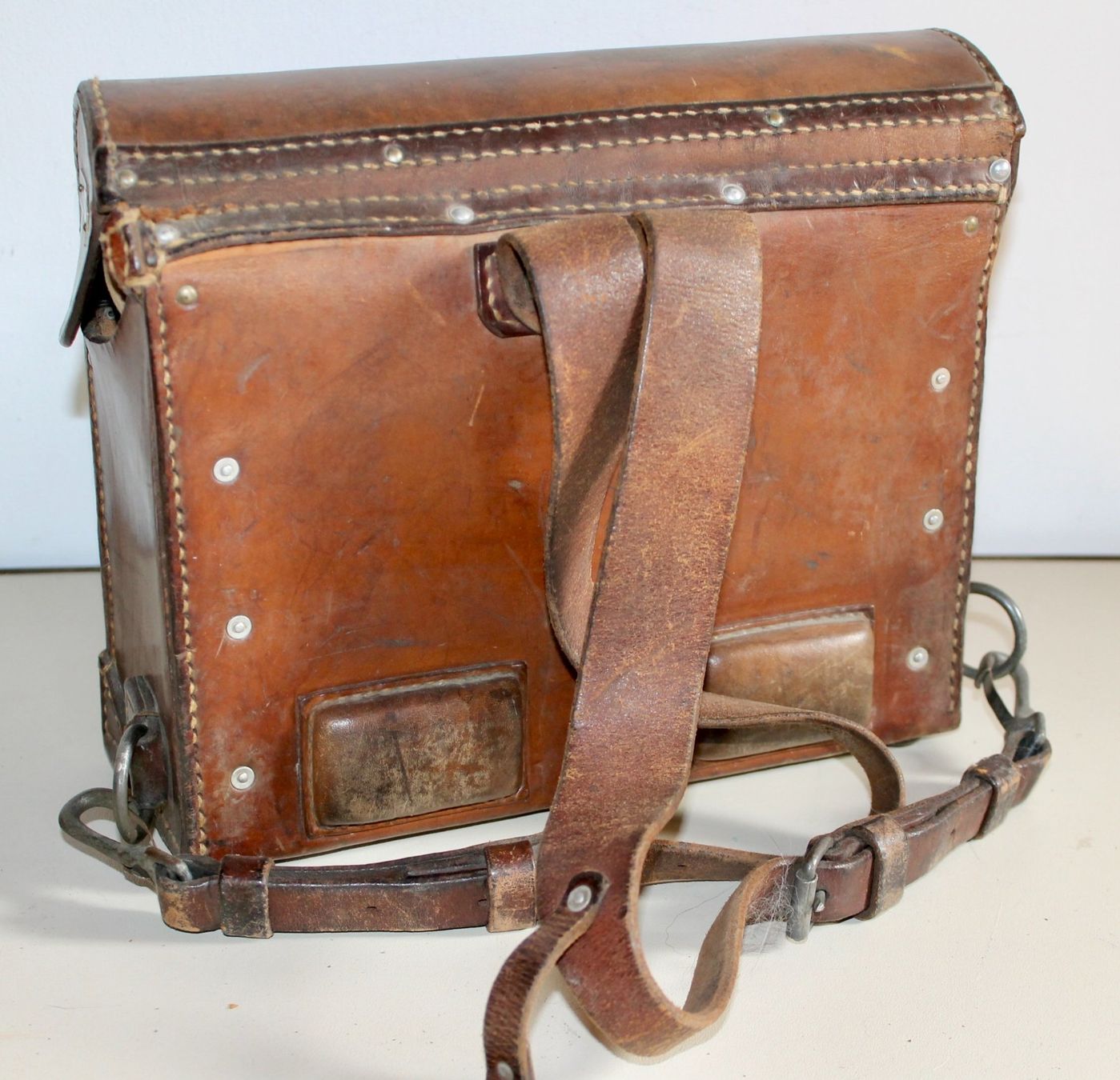Telefone: Feld-Telefon 41 mit Ledertasche – Gebraucht aus Kirchlindach von hekilida 5