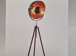 STEHLAMPE GLOBO DREIBEINE