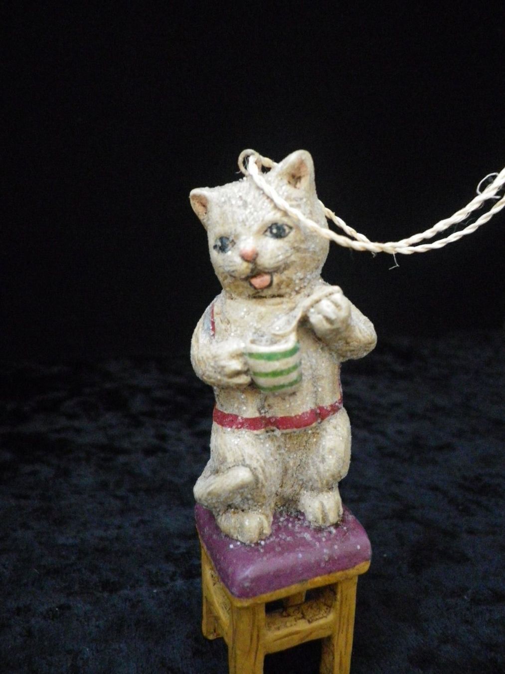 Statuette: Sammlerstück Katze auf Stuhl – Usato da Reinach BL venduto da Annodomini 6