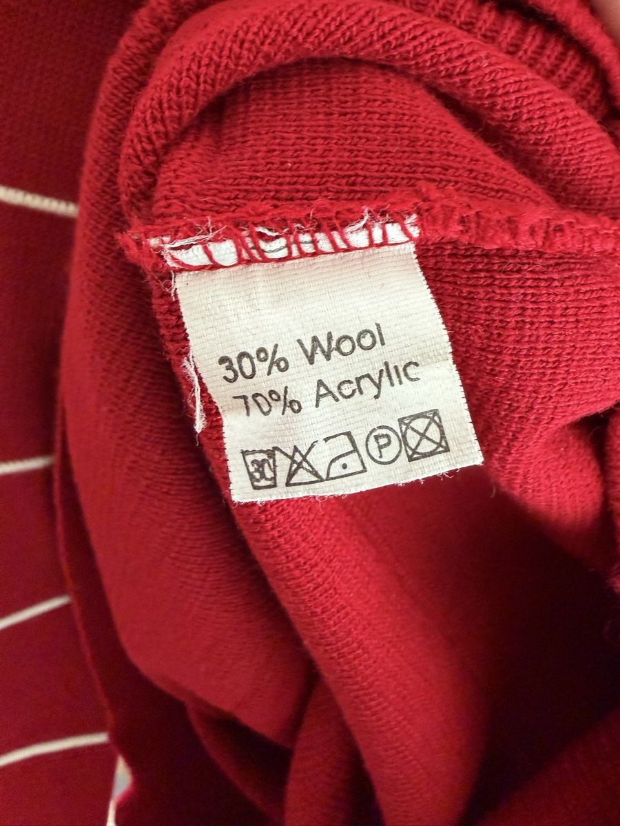 Lacoste Pullover & Sweatshirts: Lacoste Pullover rot gestreift Grösse XL – Gebraucht aus Uetikon am See von ansi2601 3