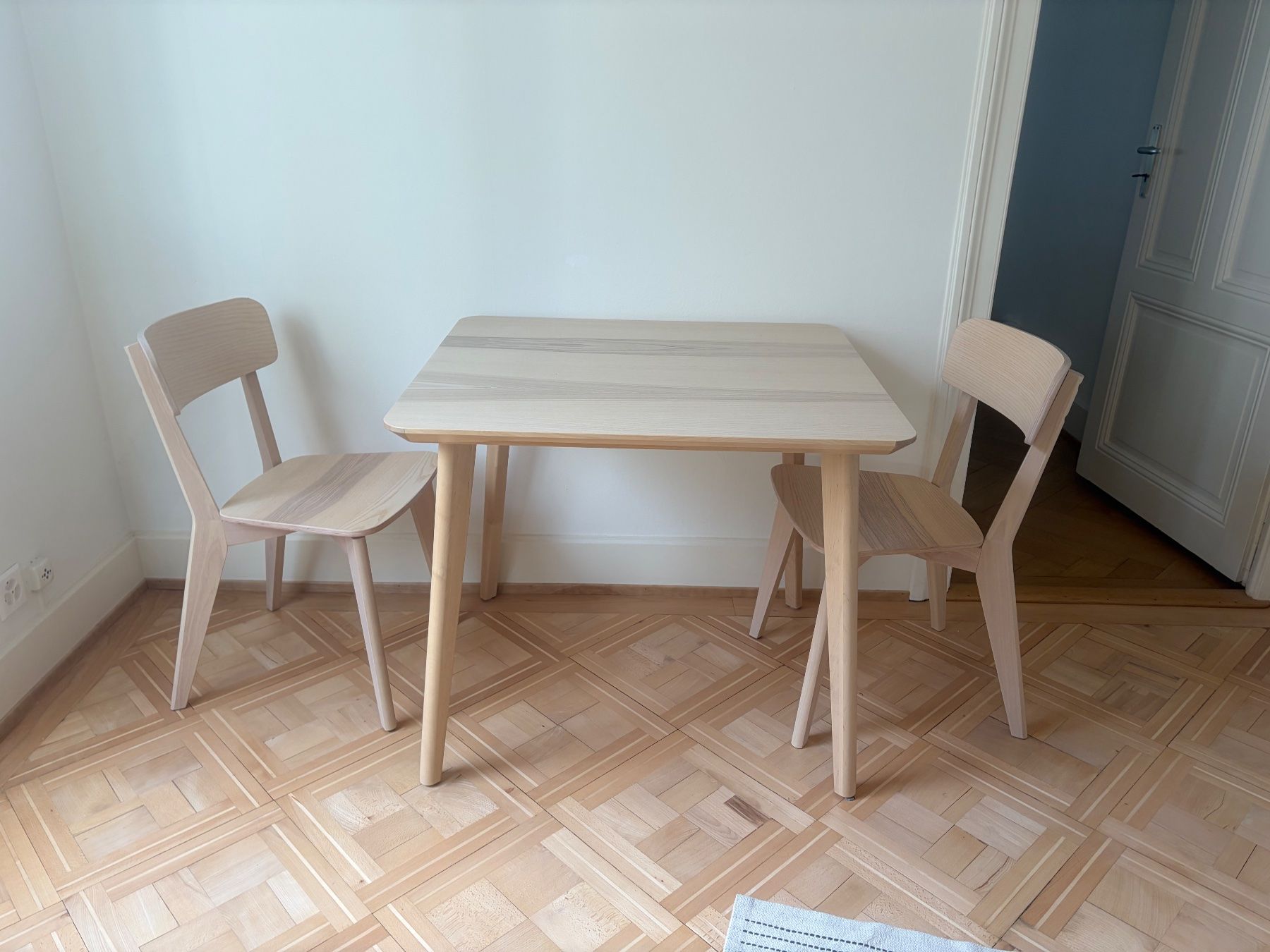 Ikea Set di tavolo e panche: Table IKEA LISABO + 2 chaises – Usato da Lausanne venduto da vic_pbx5