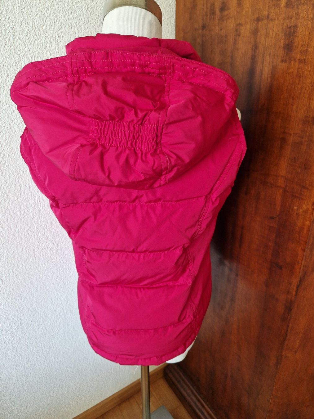 Tommy Hilfiger Gilets & Westen: TOMMY HILFIGER Veste / Gilet – Neu (gemäss Beschreibung) aus Möhlin von Cloudy73 2
