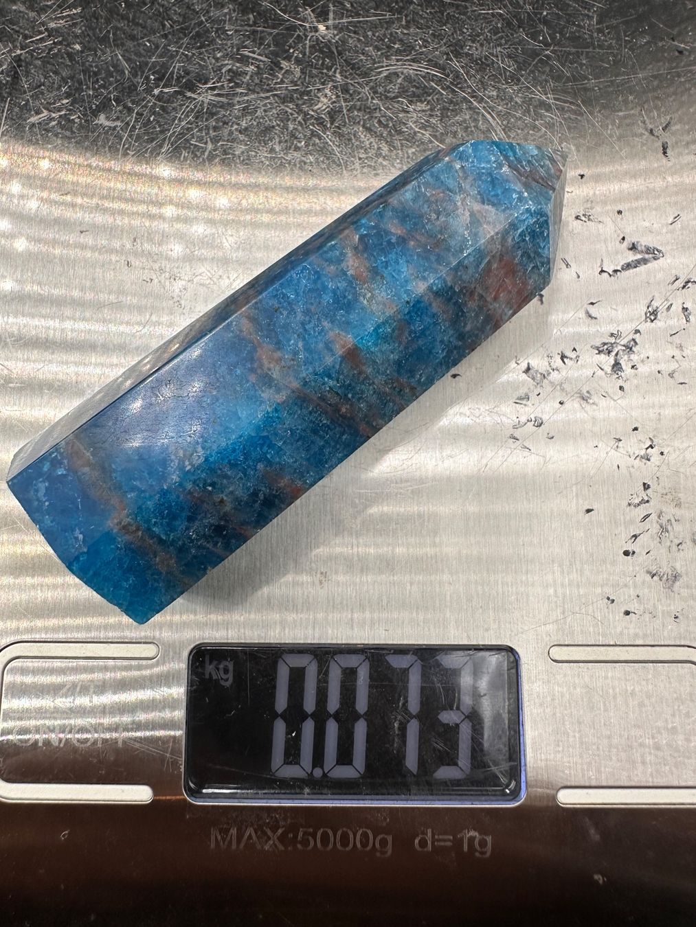Minerali & Pietre curative: Blauer Apatit Obelisk, Turm, Spitze – Nuovo e nell'imballaggio originale da Männedorf venduto da Handschmeichler 3