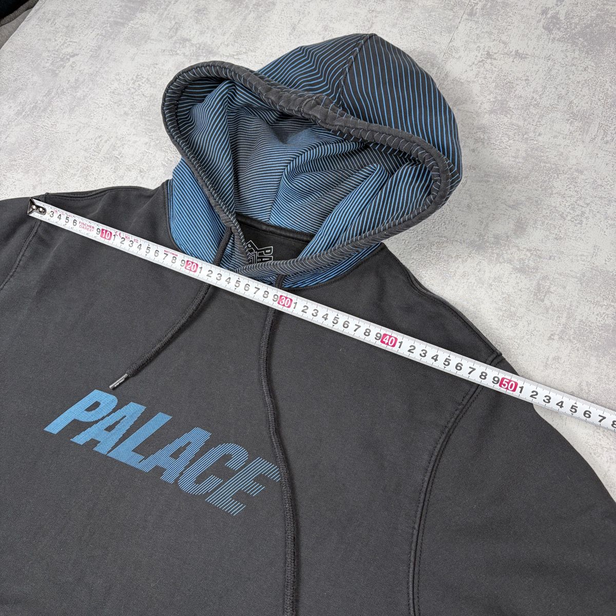Palace Maglioni & Felpe: Pull à capuche Palace Noir et Bleu Vintage - M – Nuovo (secondo la descrizione) da Hauterive NE venduto da Leo_o 7