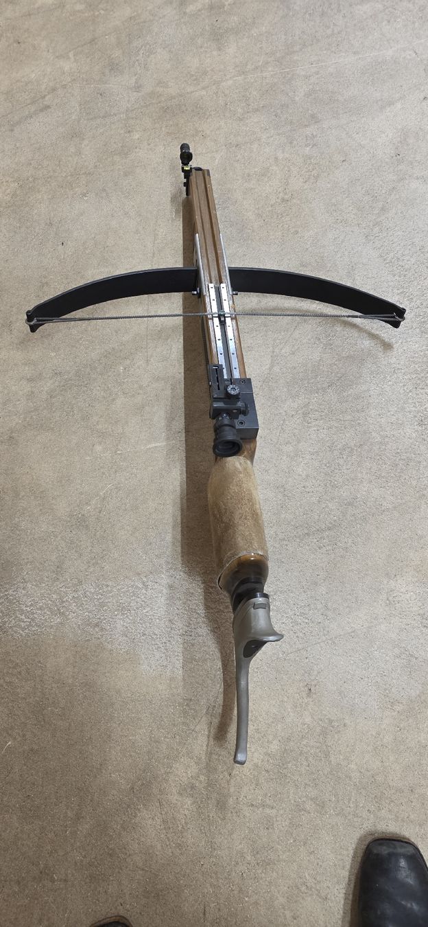 Tir à l'arc: Armbrust W. Schallberger Necker/Schweiz, – D'occasion à Siglistorf par Columbo86 1