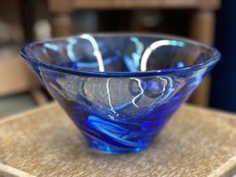 Schüssel von Kosta Boda Schale aus Glas blau Früchteschale