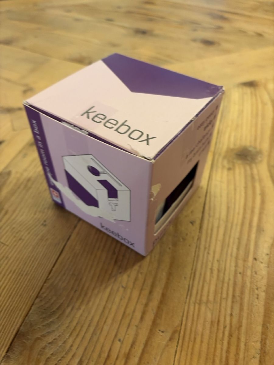 Giochi: Keebox purple violet Rätselbox Knobel – Usato da Saanenmöser venduto da ballerinas 1