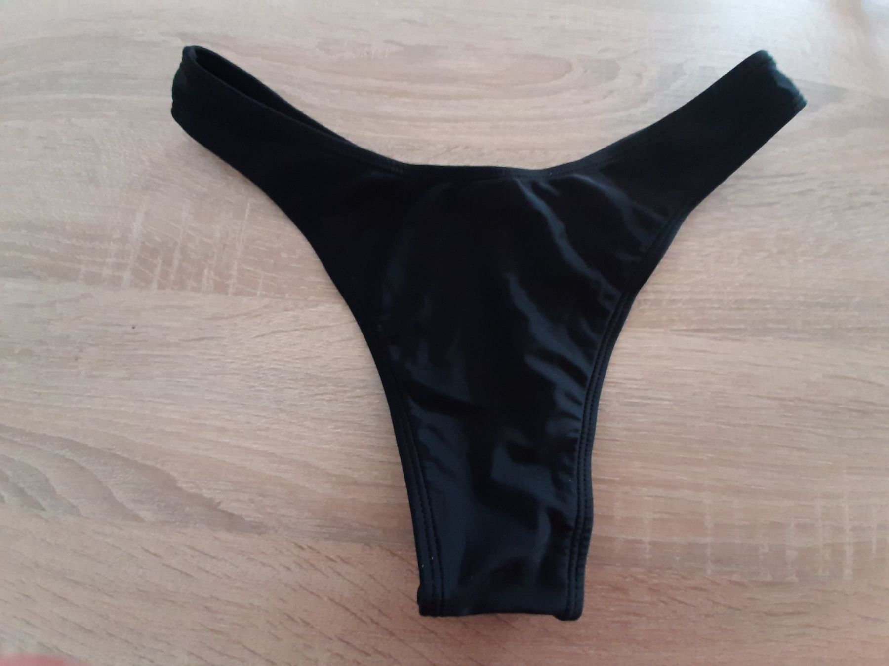 Costumi da bagno & Bikini: Bikini-Hose schwarz Gr. S – Usato da Menziken venduto da Rien1