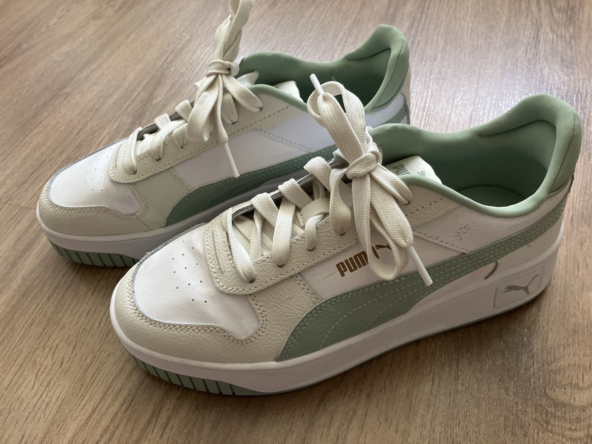 Puma Chaussures femmes: Puma Sneaker Gr.40 – D'occasion à Schüpfheim par mami2020