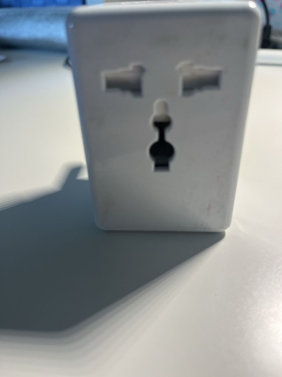 Lecteurs & Adaptateurs: Reisestecker Adapter – D'occasion à Rudolfstetten par leo_s275 2