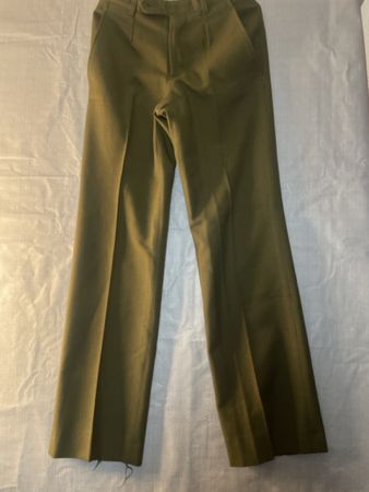 Pantaloni eleganti in lana colore verde oliva taglia M