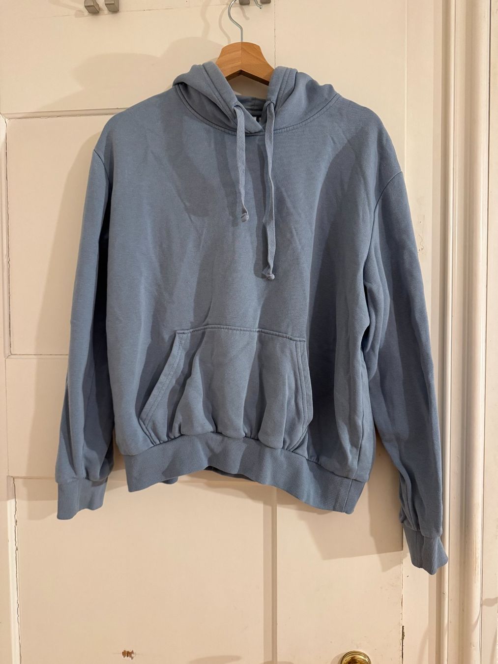 H&M Pullover & Sweatshirts: Hoodie – Gebraucht aus Zollikon von lui_gqg9
