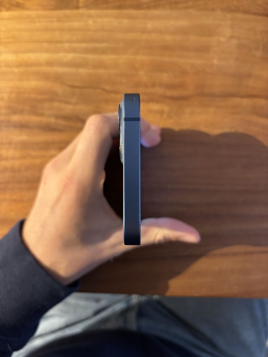 Apple Portables: iPhone 13 - 128 GB - Blau – D'occasion à Zürich par leo_6qmw 4