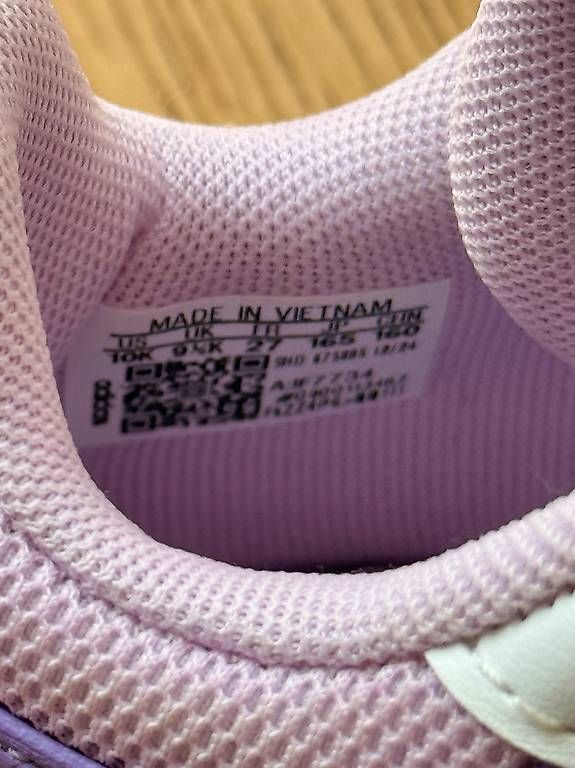 Scarpe per ragazze: Adidas Schuhe wie neu Gr. 27 – Usato da Bottmingen venduto da OliviaM06 2