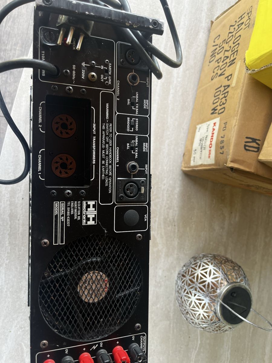Amplificatori: HH professional amplifier- untested and without guarantee – Usato da Hinterkappelen venduto da nic_kzp2 1