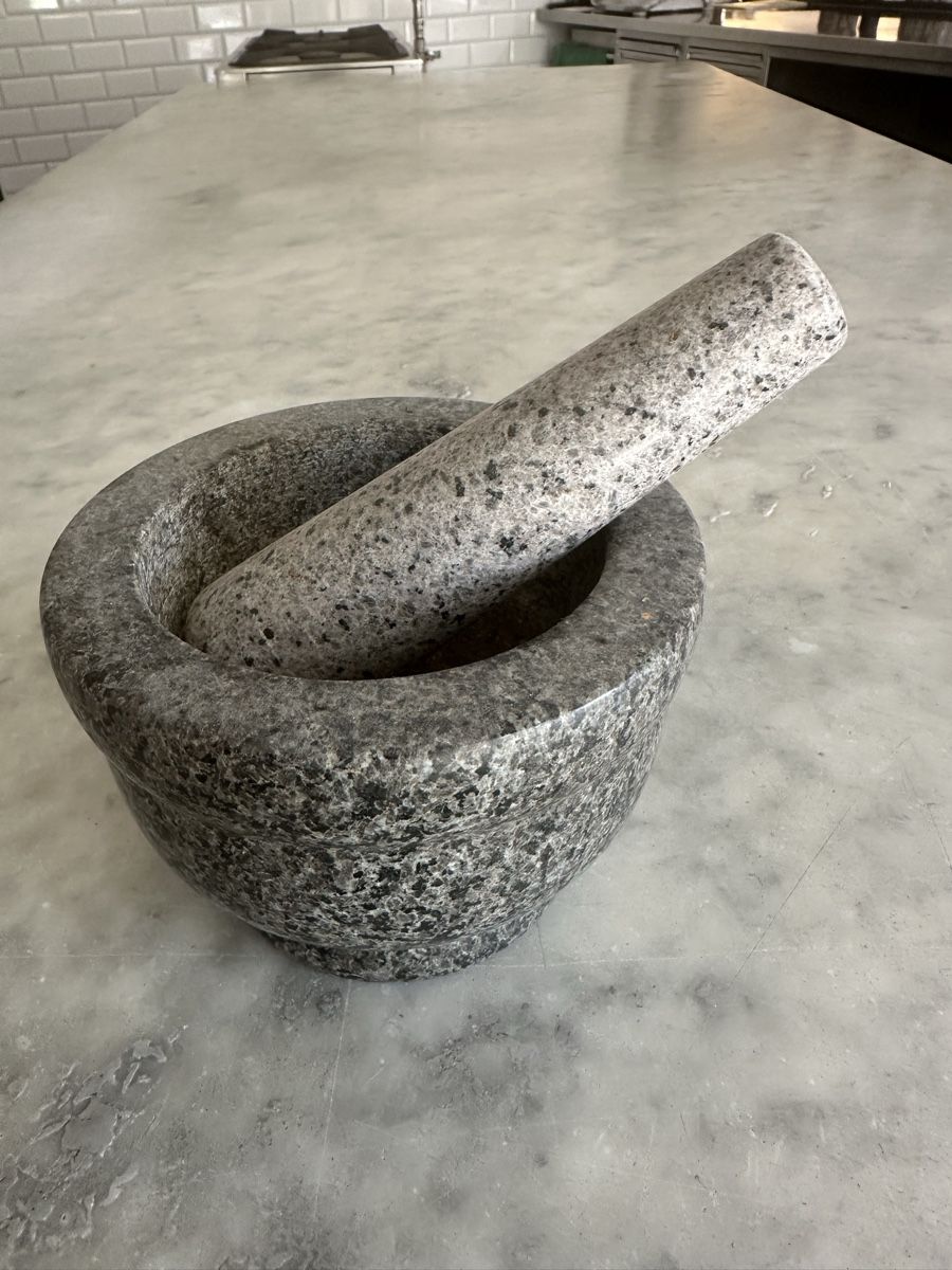 Sonstiges für das Kochen & Backen: Mörser aus Granit  – Gebraucht aus Frick von inf_7fvp