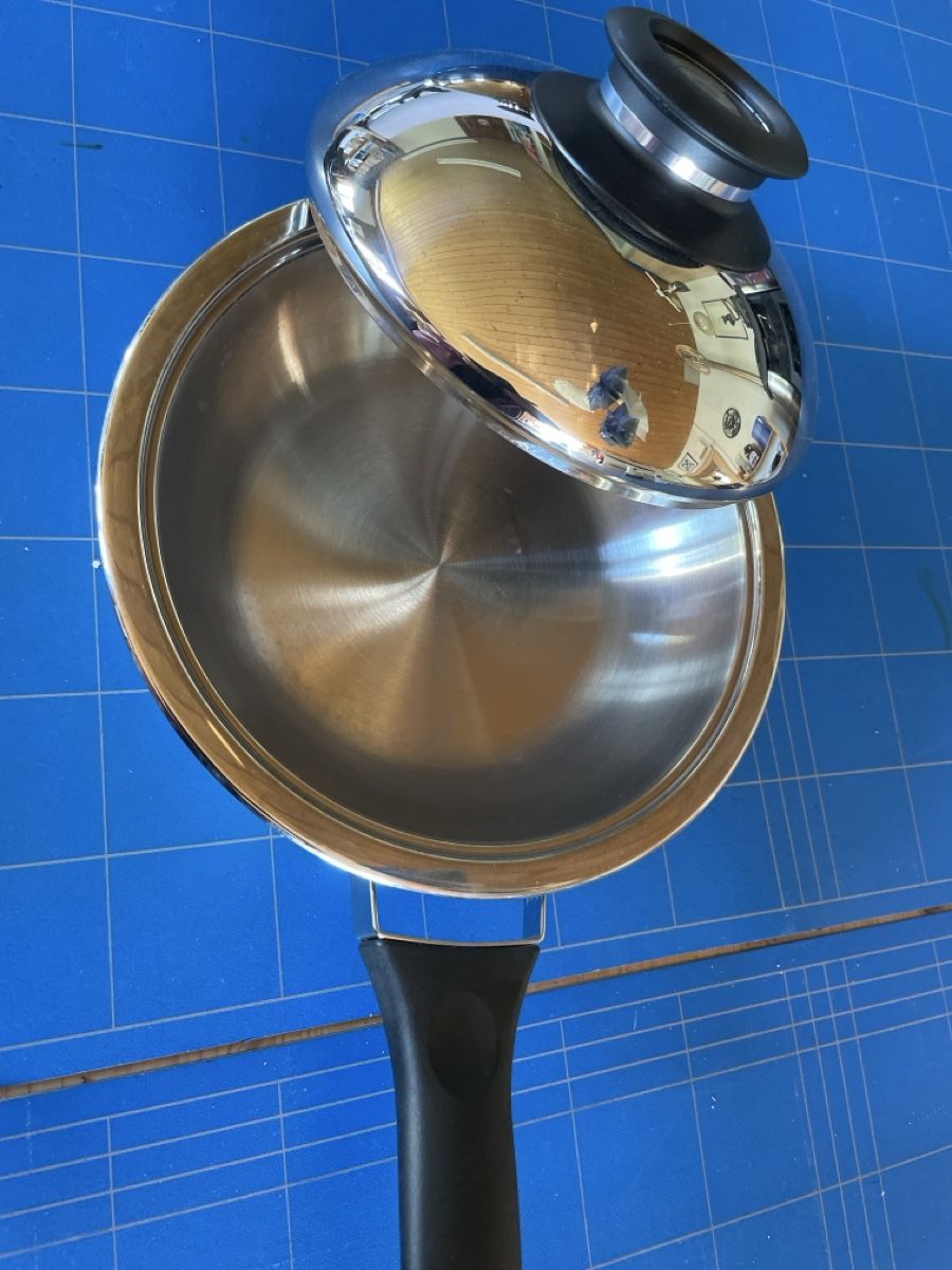 Amc Pfannen: Amc- Pfanne 20 cm – Gebraucht aus Grabs von naehtreff