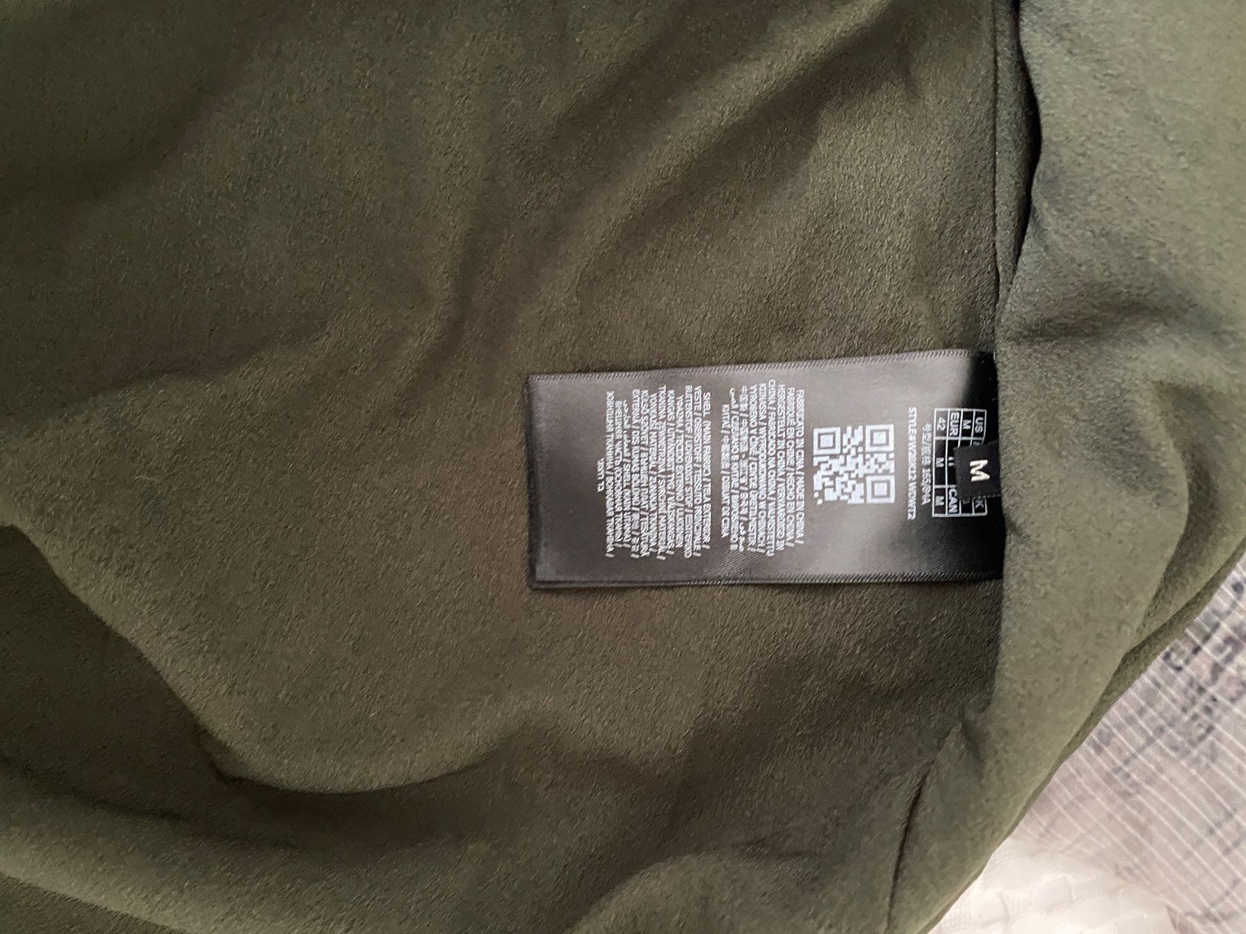 Guess Vestiti: Guess Kleid M neu✨ – Nuovo e nell'imballaggio originale da Dübendorf venduto da Flecky76 4