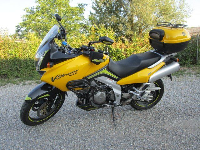 Suzuki Enduro: Motorrad Suzuki DL 1000 Kat A  ab Platz oder für Export – Usato da St. Gallen venduto da Moser13