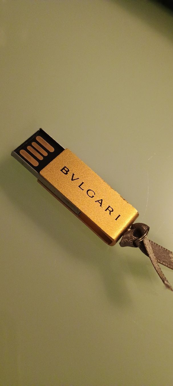Chiavette USB: Clef usb Bulgari Bvlgari 4Go – Usato da genève venduto da chrisgnv 1