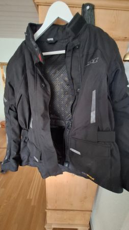 FLM Motorradj. DamenGr. XL /Wasserdicht & Warm Herbst/Winter