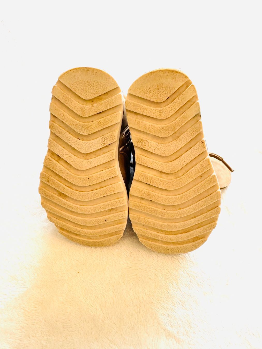 Scarpe per ragazzi: Schuhe Grösse 20/21 – Usato da Urdorf venduto da matu89 4