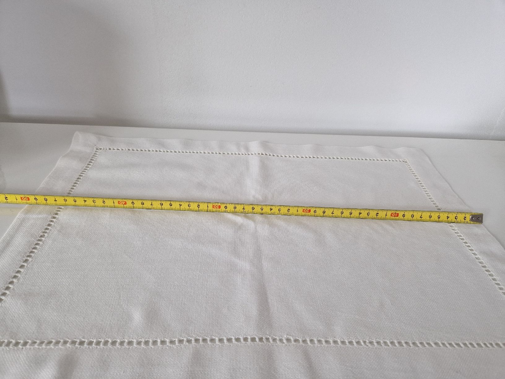 Set di tavolo e panche: Platzset / Tischset 6 Stück – Usato da Küsnacht ZH venduto da 2011_ 6