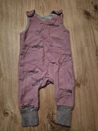 Baby Strampler rosa mit Wal Motiv Grösse 62