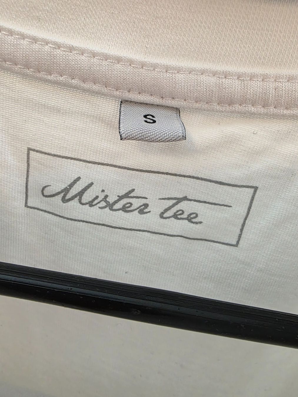 T-shirt: Weisses T-Shirt Mister Tee – Nuovo (secondo la descrizione) da Rothenfluh venduto da sel_j856 3