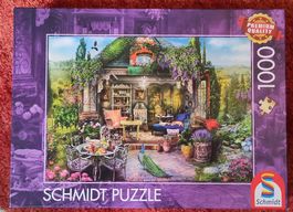 Puzzle 1000 Teile: "Gartenhausglück in den Weinbergen"
