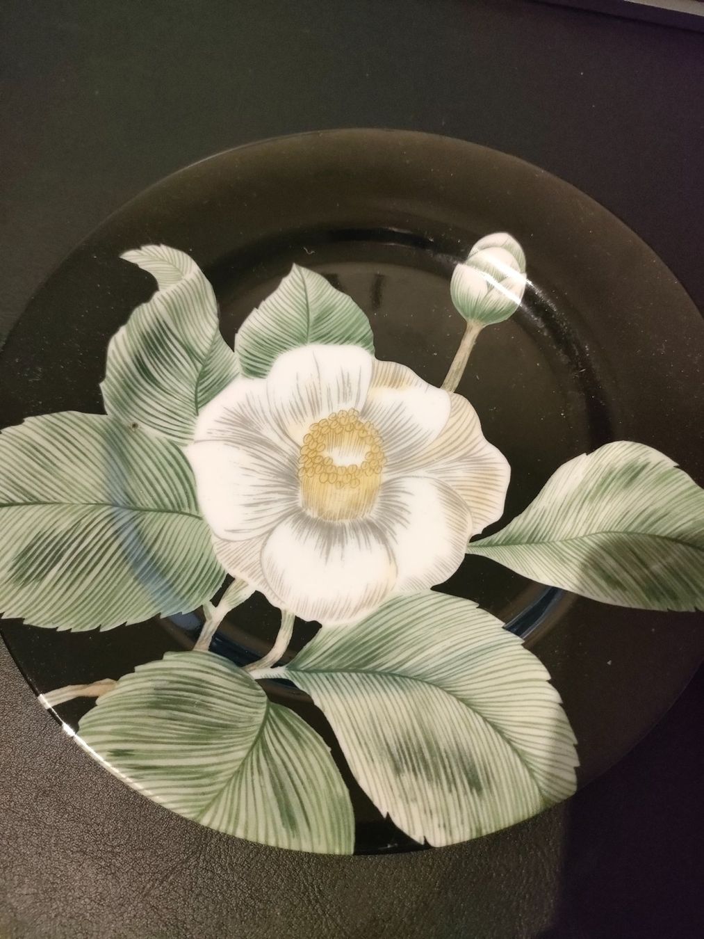 Piatti: 2 schwarze Teller mit Blumenbild – Usato da Wiesendangen venduto da s_er 4