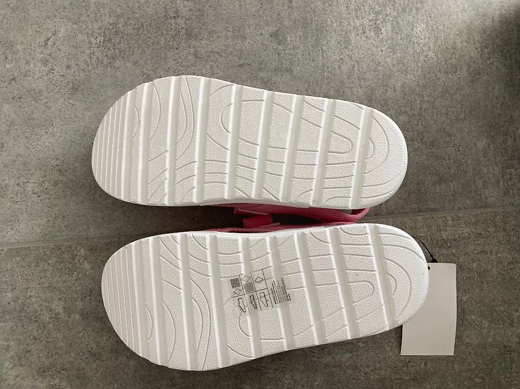 Scarpe per ragazze: Sommerschuhe wasserfest (Gr. 34) – Nuovo e nell'imballaggio originale da Hettlingen venduto da rselchi 2