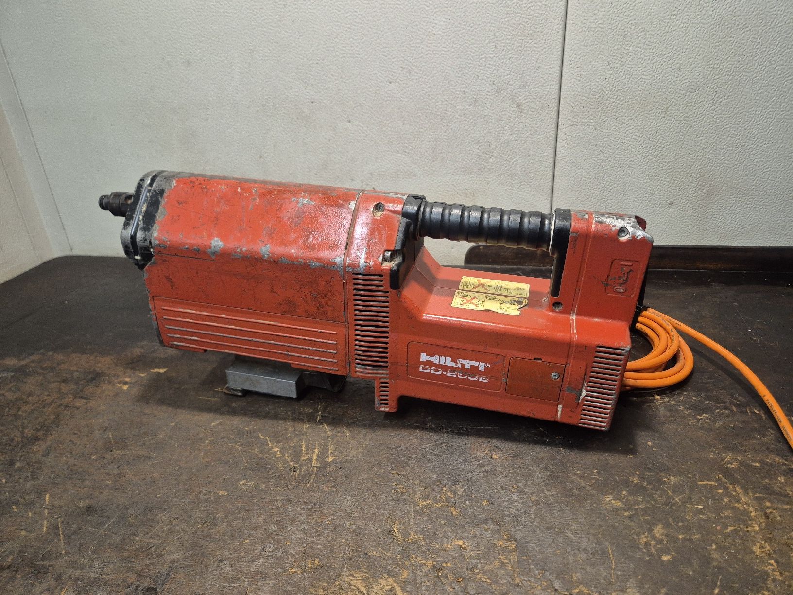 Hilti Trapani: Hilti DD-250 E Kernbohrgerät – Usato da Bärau venduto da schwedenpower 1