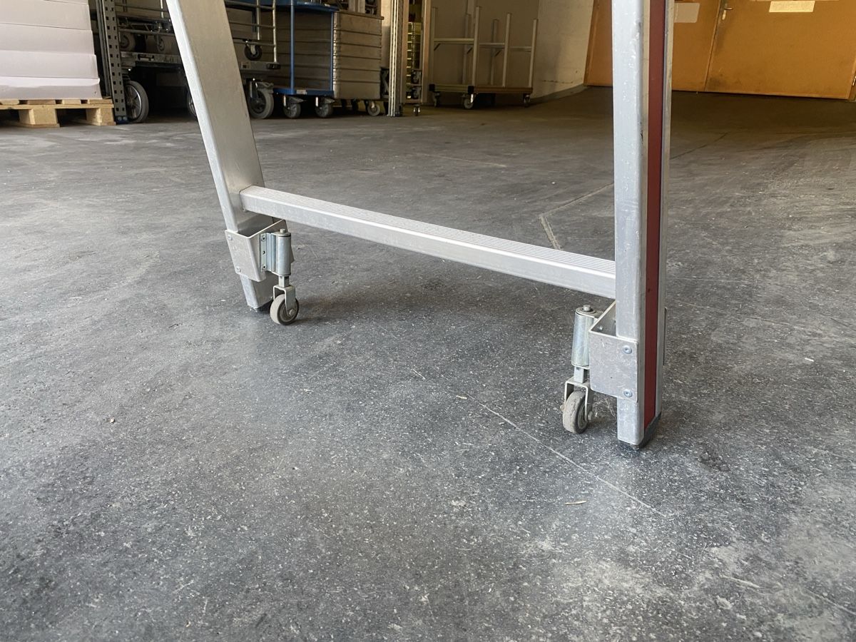 Scale: Podestleiter von HB Systeme ab 1.- – Usato da Wabern venduto da HK-Design 7